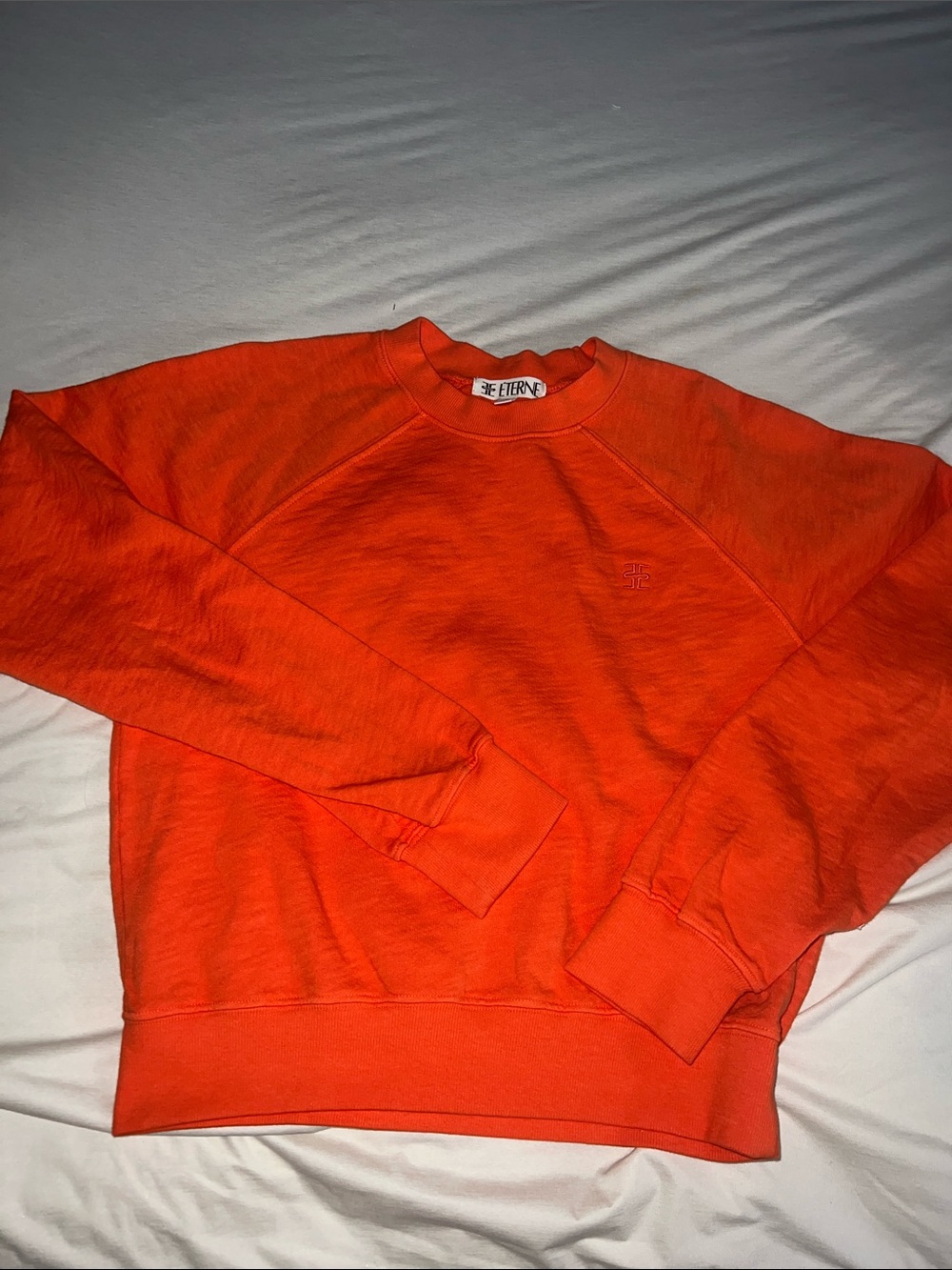 Eterne Raglan Sweatshirt - Picture 4 of 13
